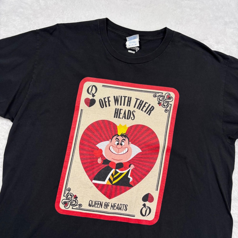 Disney Queen of Hearts T Shirt Women XL Black Alice in Wonderland Graphic Tee‎